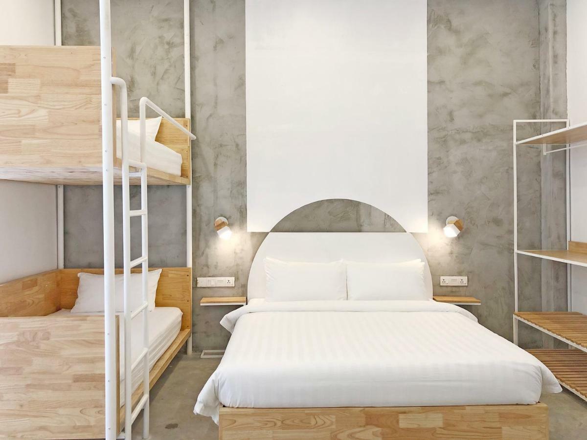 Hood Hostel Янгон Екстериор снимка